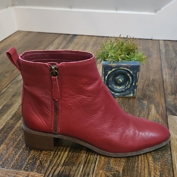 Copper Key Women's Crimson Red Leather Ankle Booties‎ (Made In Brazil) Size 7 - Picture 12 of 12